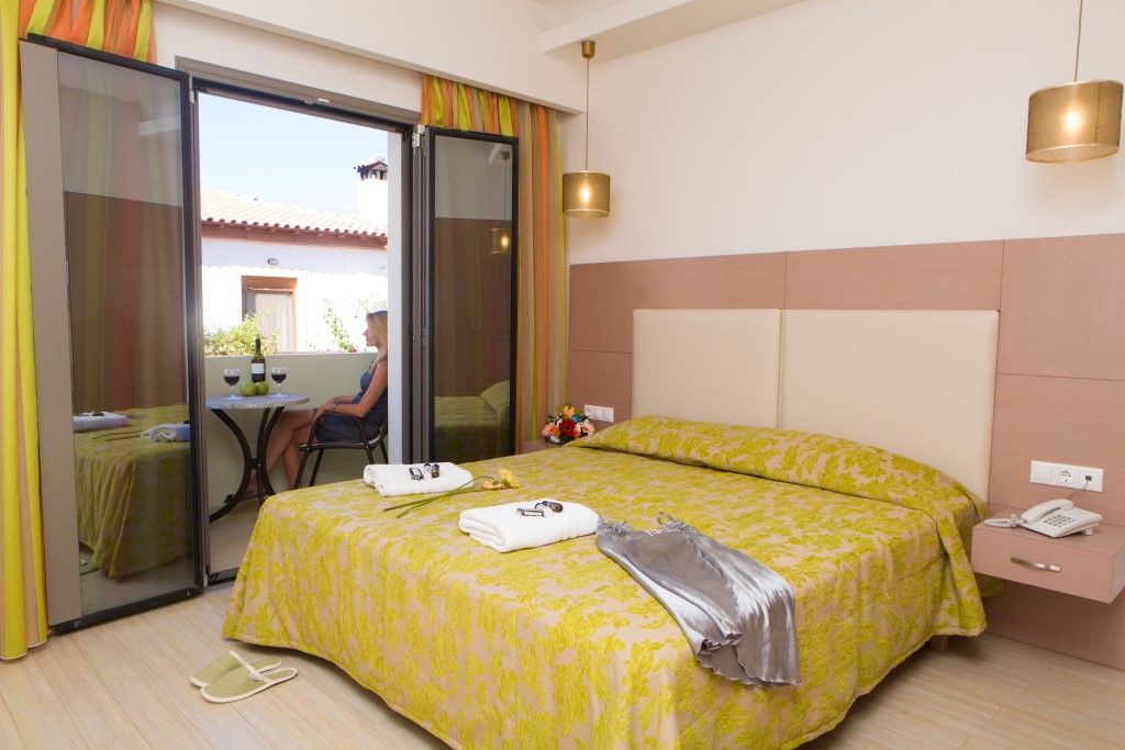 Panormo Beach Hotel Pánormos Eksteriør bilde